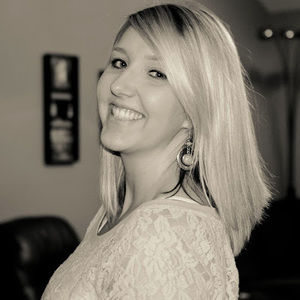 Meet your Posher, Holly